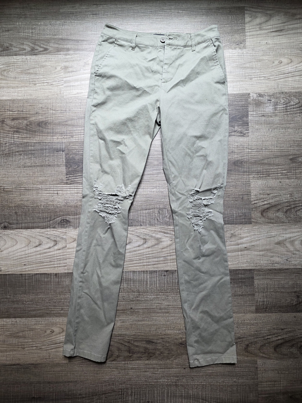 ASOS Men's Distressed Olive Khakis
